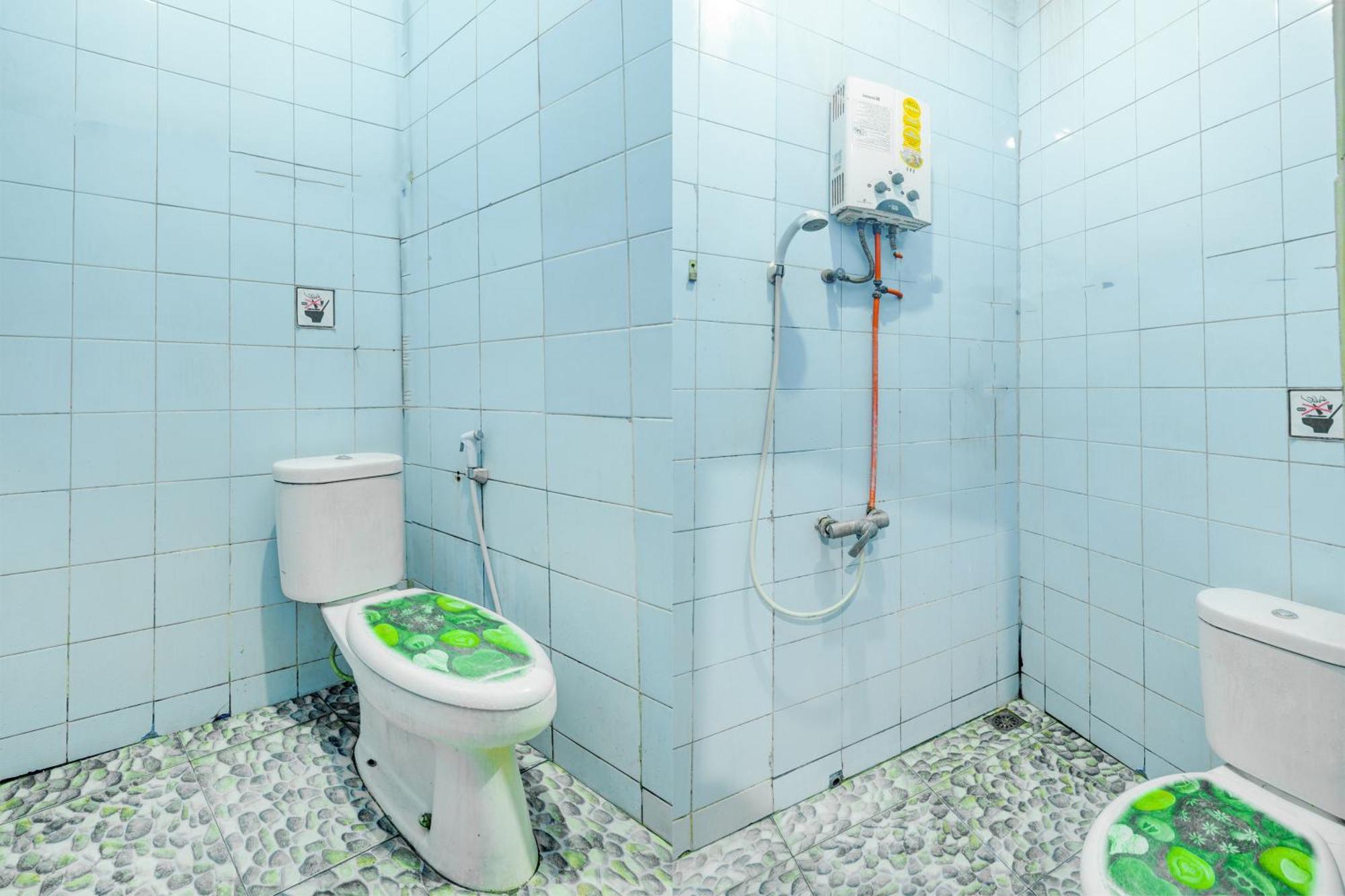Oyo 93132 Modom Homestay Near Rs Islam Jakarta Pondok Kopi Zewnętrze zdjęcie